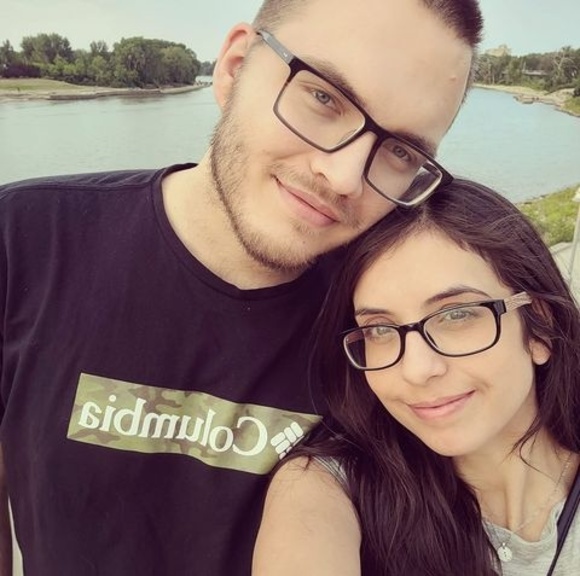 Meet your Posher, Brittany - Picture 1 of 1